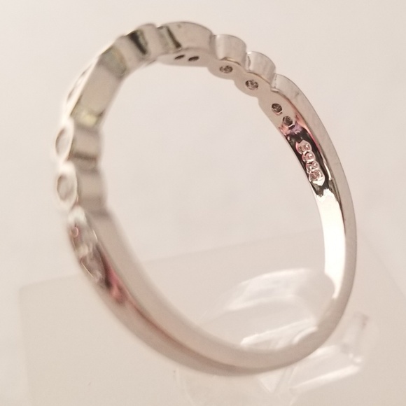 Sterling Bezel Set Band - Picture 4 of 6